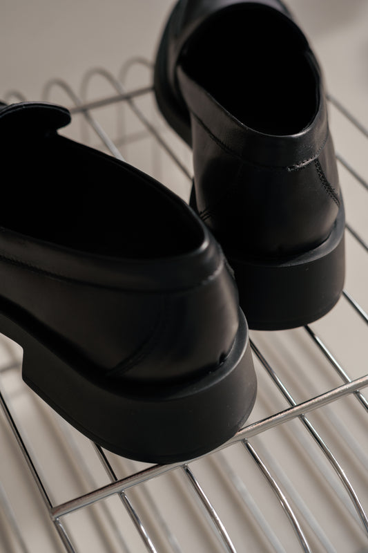 Класичні шкіряні Лофери